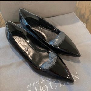 New Alexander McQueen Black Patent Leather Flats size 8
